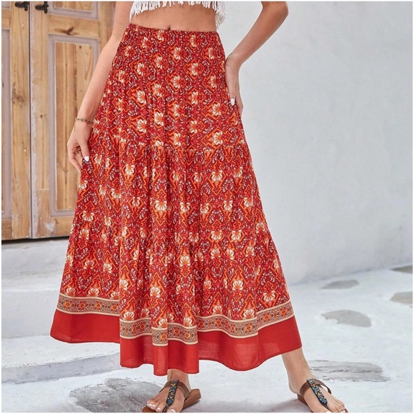Dresses & Skirts - Boho Floral Print Maxi Skirt